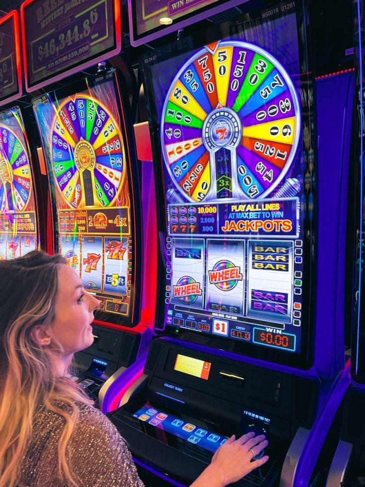 Xu hướng phát triển online casino và những bước tiến đột phá năm 2024